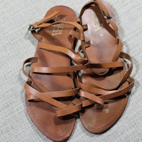 Zara Size 8.5 Strappy Brown Flat Sandals - Picture 1 of 4